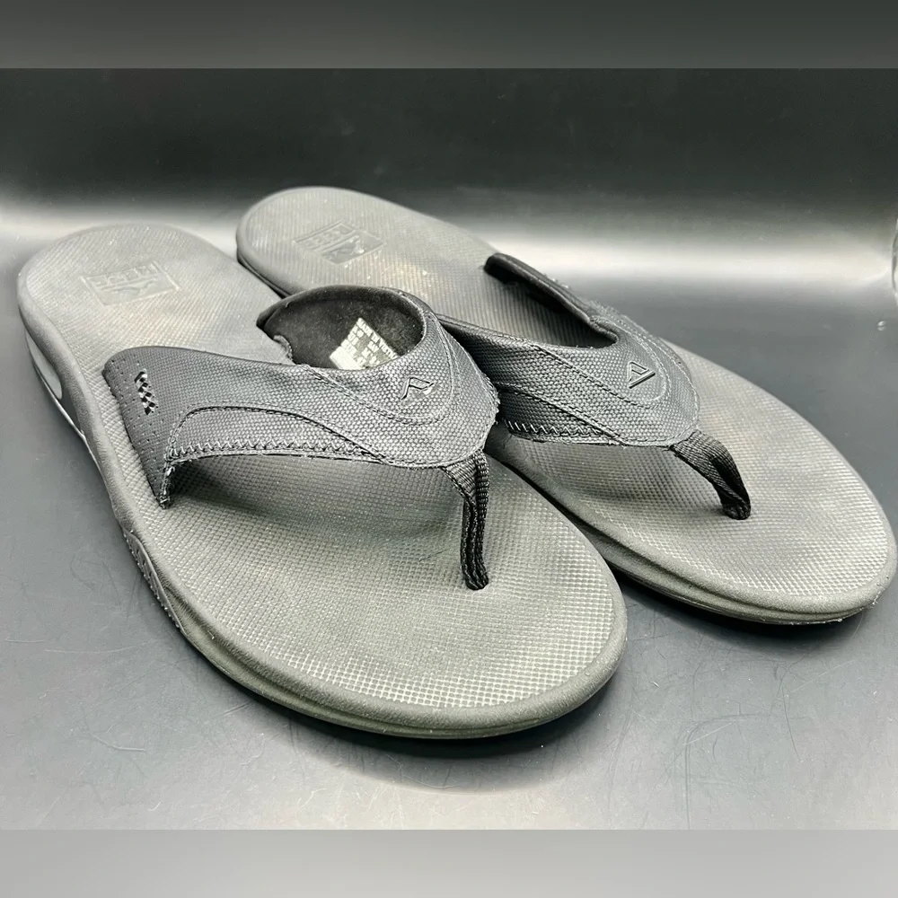 Reef- Black Flip Flops, Men’s Size:14, Bottle‎ opener bottom